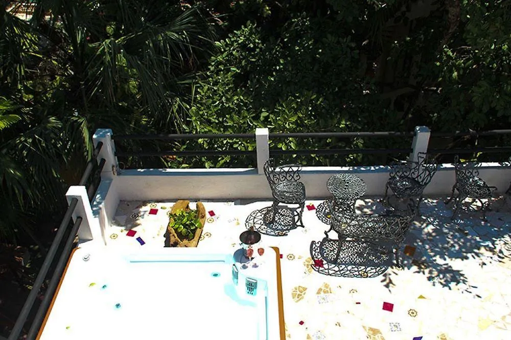 El Secreto Hotel Playa del Carmen 2*,